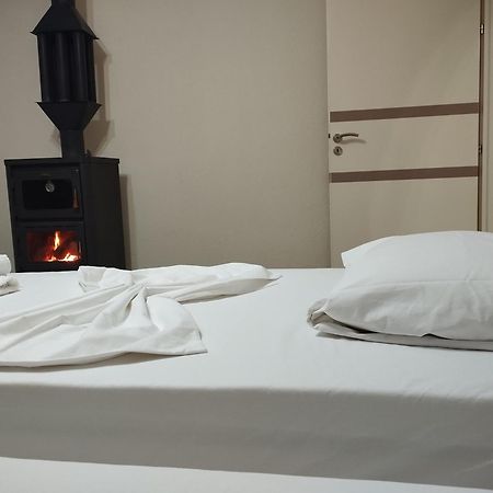 Rondo Guesthouse Gjirokastër 외부 사진