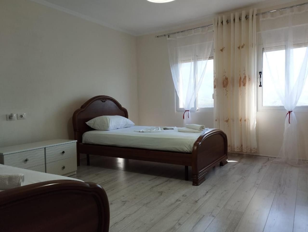 Rondo Guesthouse Gjirokastër 외부 사진