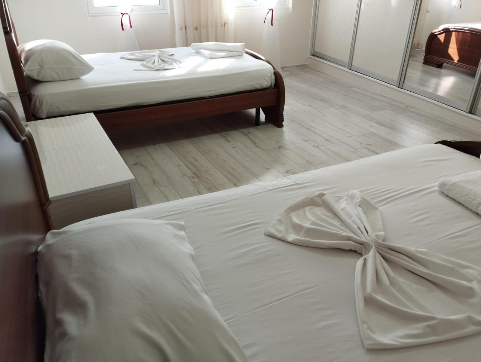 Rondo Guesthouse Gjirokastër 외부 사진