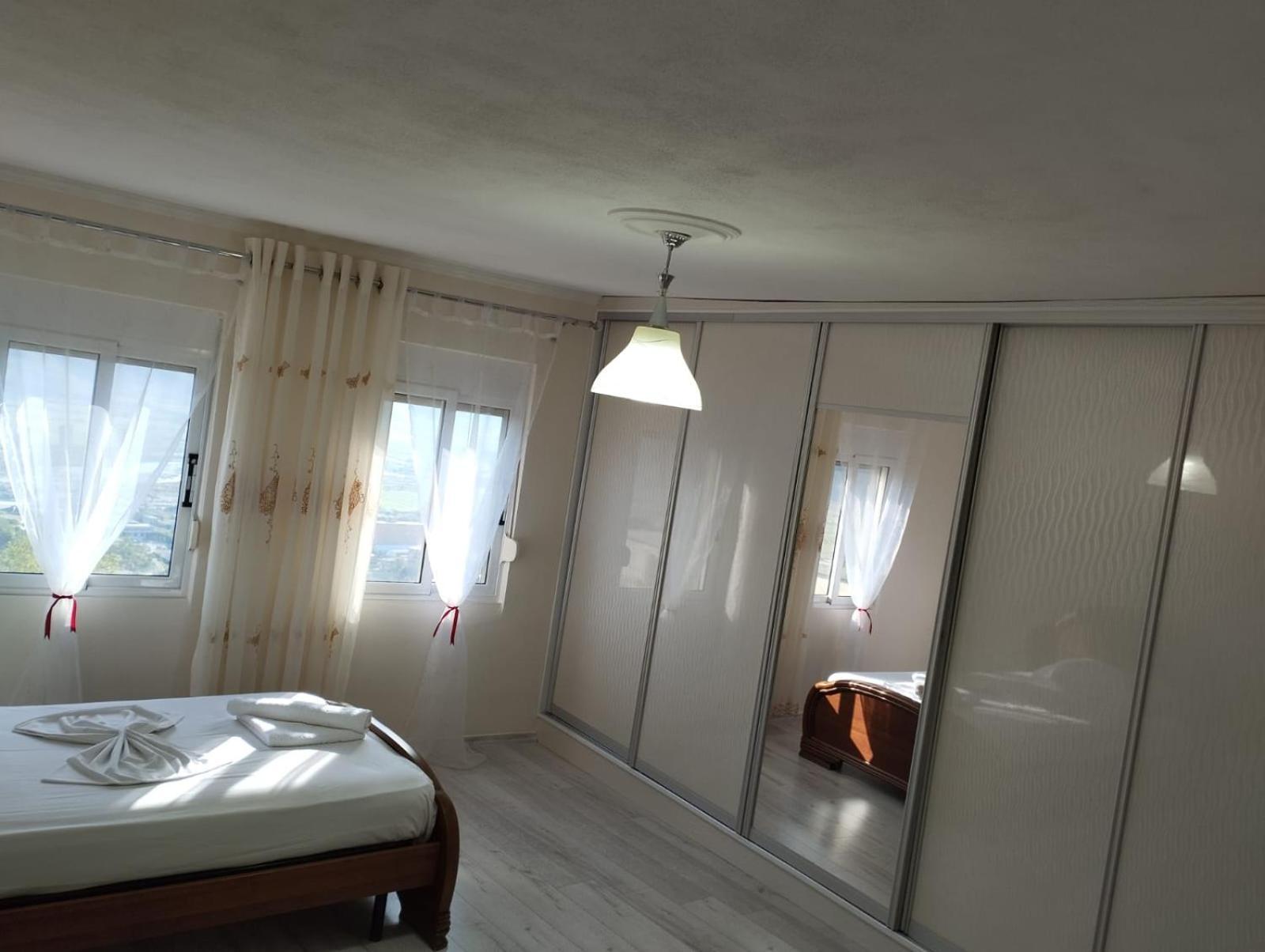 Rondo Guesthouse Gjirokastër 외부 사진